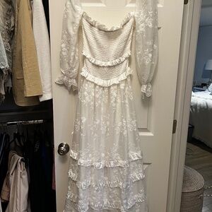 V CHAPMAN WHITE DRESS - NWT